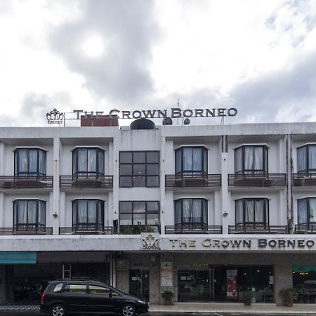 The Crown Borneo Hotel Kota Kinabalu Exterior photo
