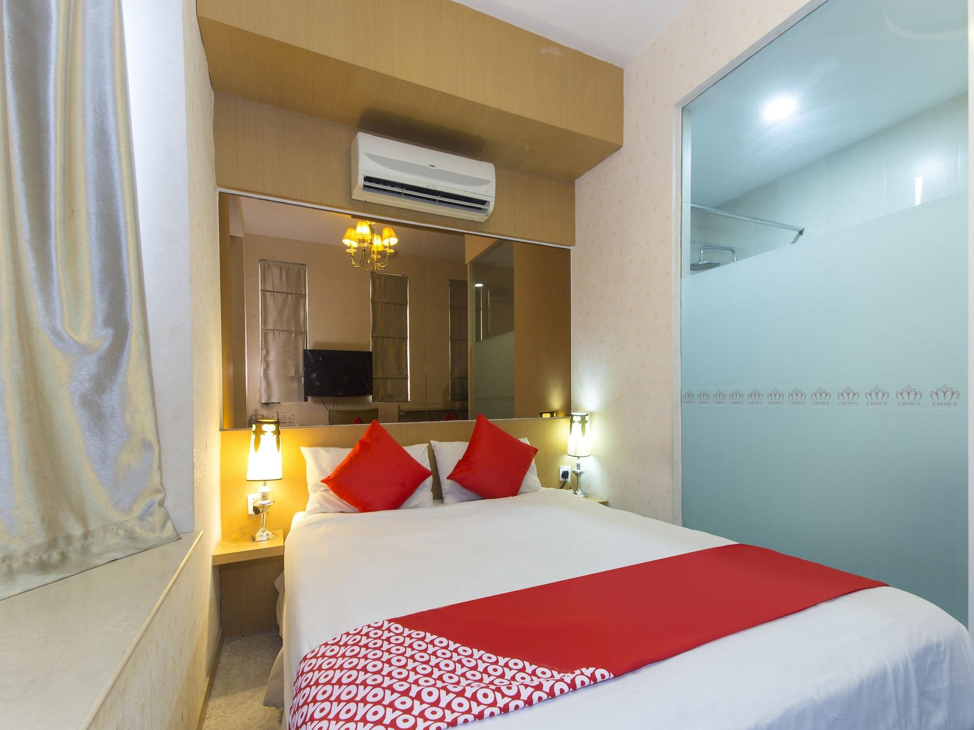 The Crown Borneo Hotel Kota Kinabalu Exterior photo