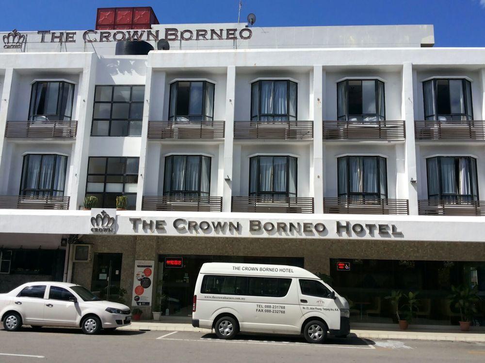 The Crown Borneo Hotel Kota Kinabalu Exterior photo